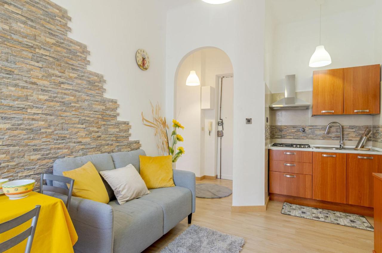 Cenisia District : Bright Sunflower Mini Flat Torino Dış mekan fotoğraf