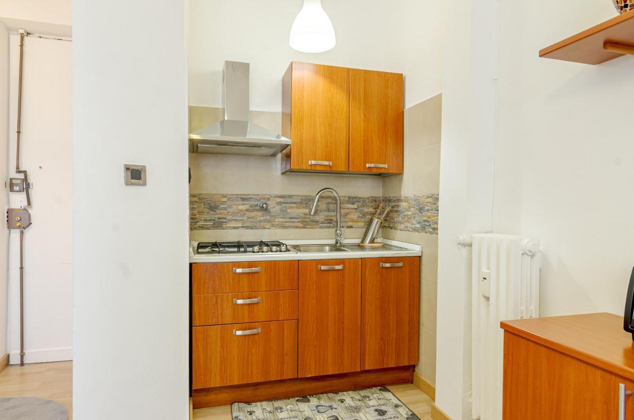 Cenisia District : Bright Sunflower Mini Flat Torino Dış mekan fotoğraf
